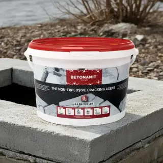 BETONAMIT® Original 2.5 kg – Das nicht-explosive Sprengmittel für Beton, Stein und Fels