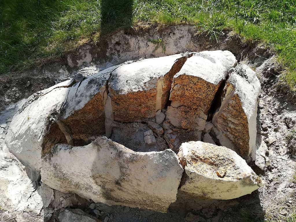 Crush stones with concrete using explosives