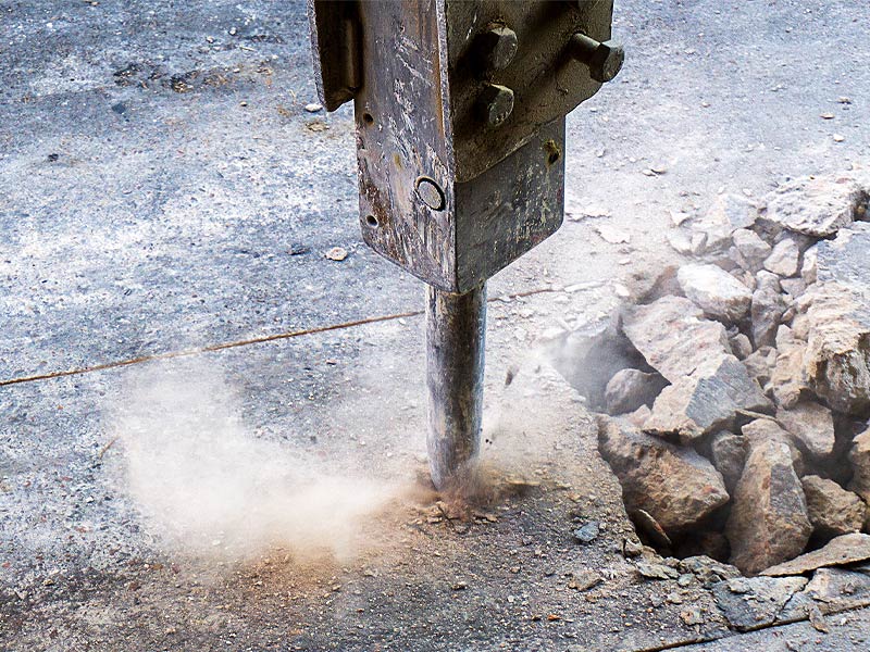 Beton entfernen mit Quellsprengstoff